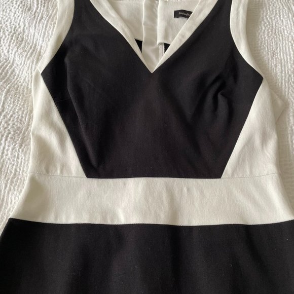 Banana Republic Black and White Pencil Dress, 2P - Picture 6 of 8